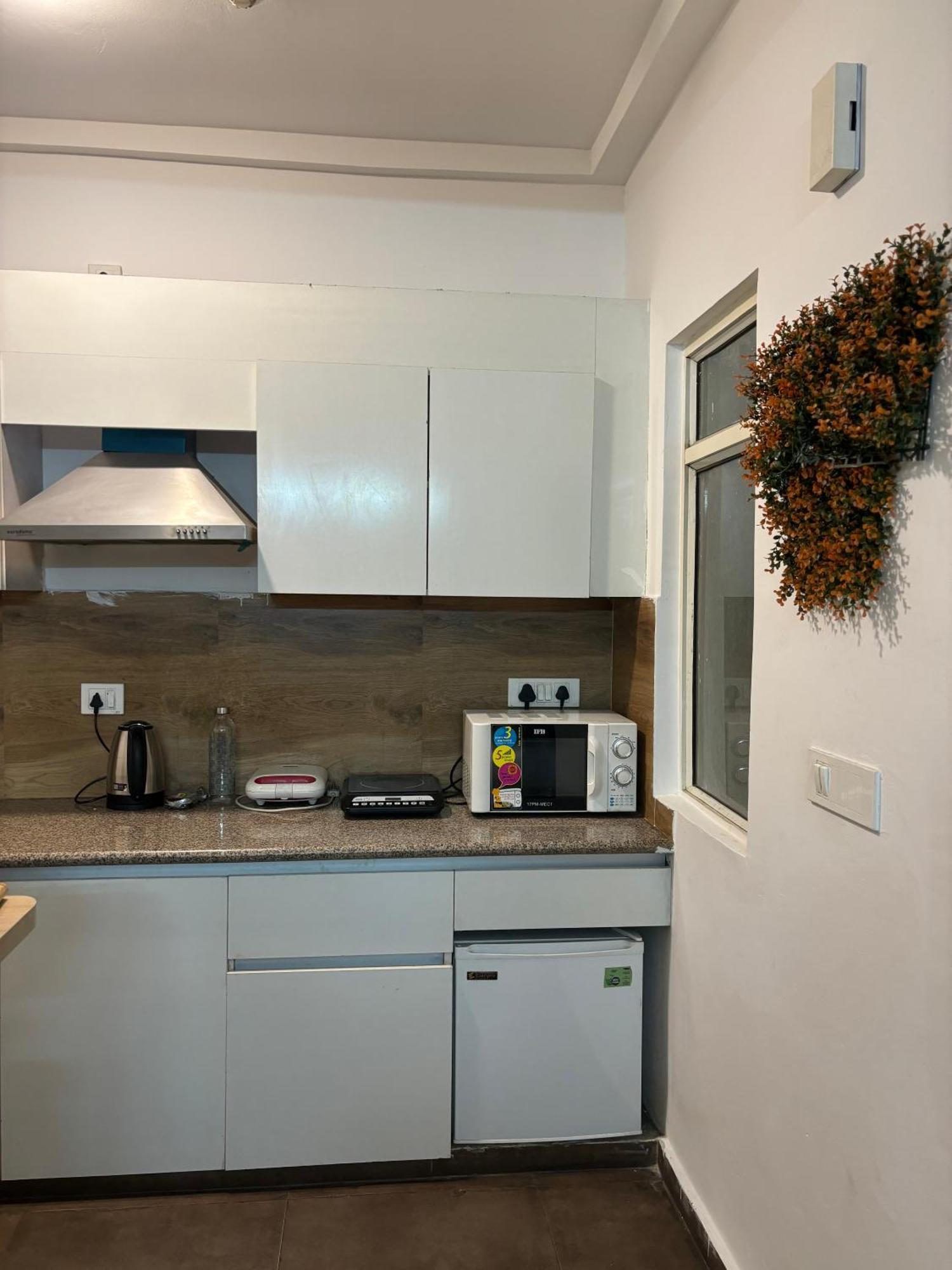 Guti Buti Homes Noida Eksteriør bilde