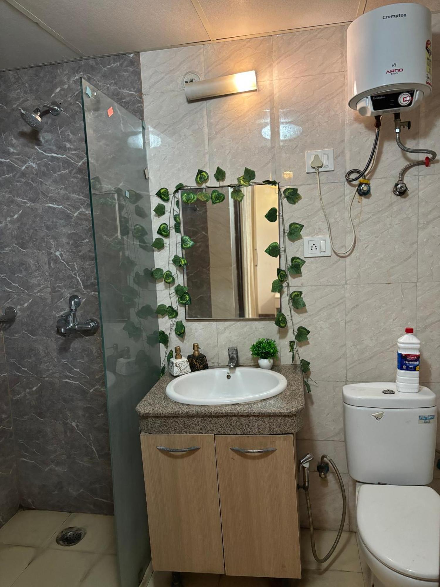 Guti Buti Homes Noida Eksteriør bilde